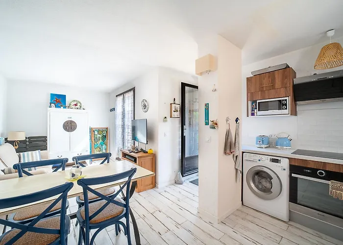 L'echappee Mediterraneenne - Proche 루케이트